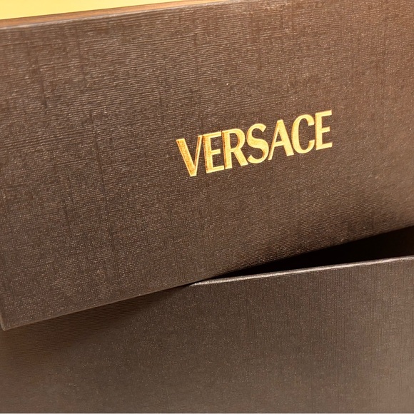 FIRM PRICE Authentic Versace 1284 Gold and Black Women's Glasses brand new - Picture 4 of 6